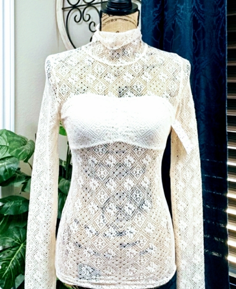 Free People sheer lace long sleeve - Picture 3 of 3